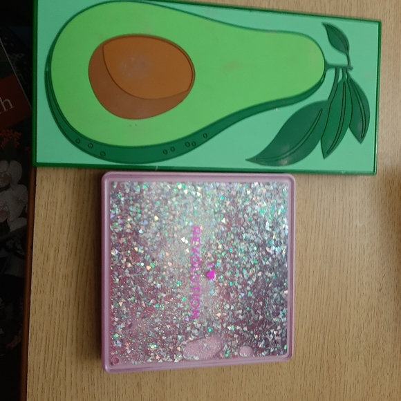 I heart revolution eyeshadow